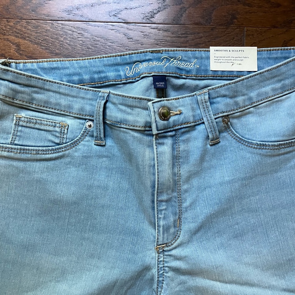 Jeans - Picture 3 of 6